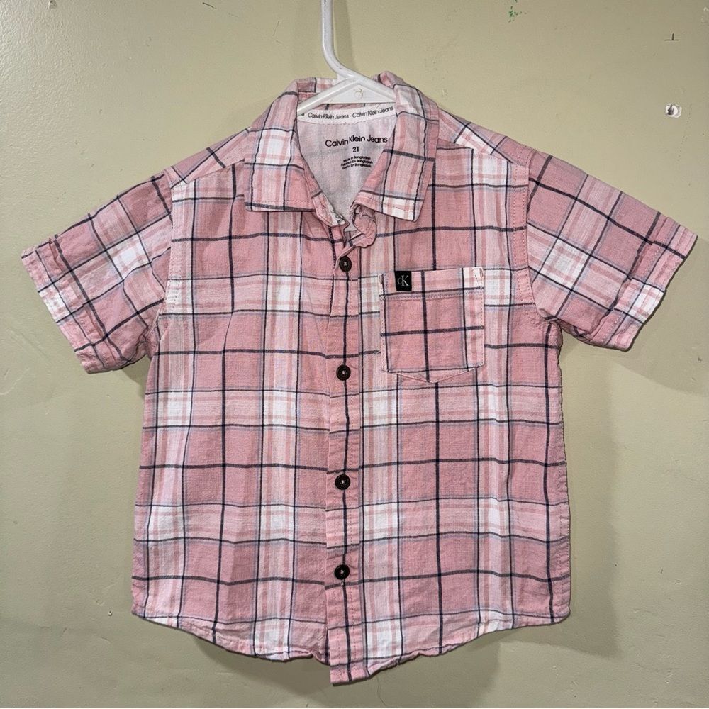 Calvin Klein Jeans size 2t Pink and White plaid button up short sleeve Shirt